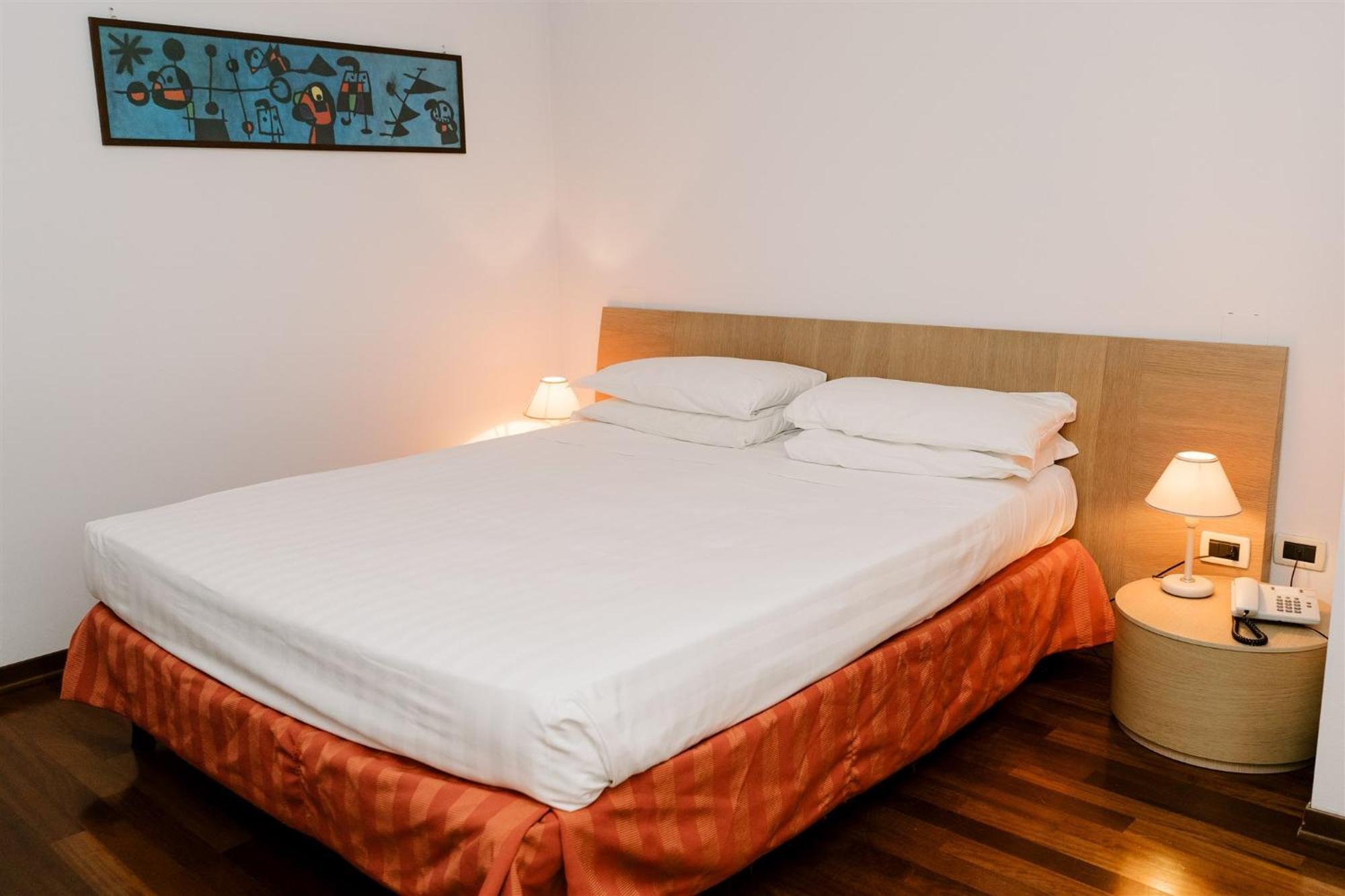 Residence Carlton Ferrara Ngoại thất bức ảnh